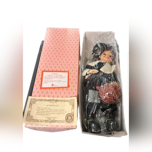 Collectable items 1987 Brinn dolls (NEVER OPENED)